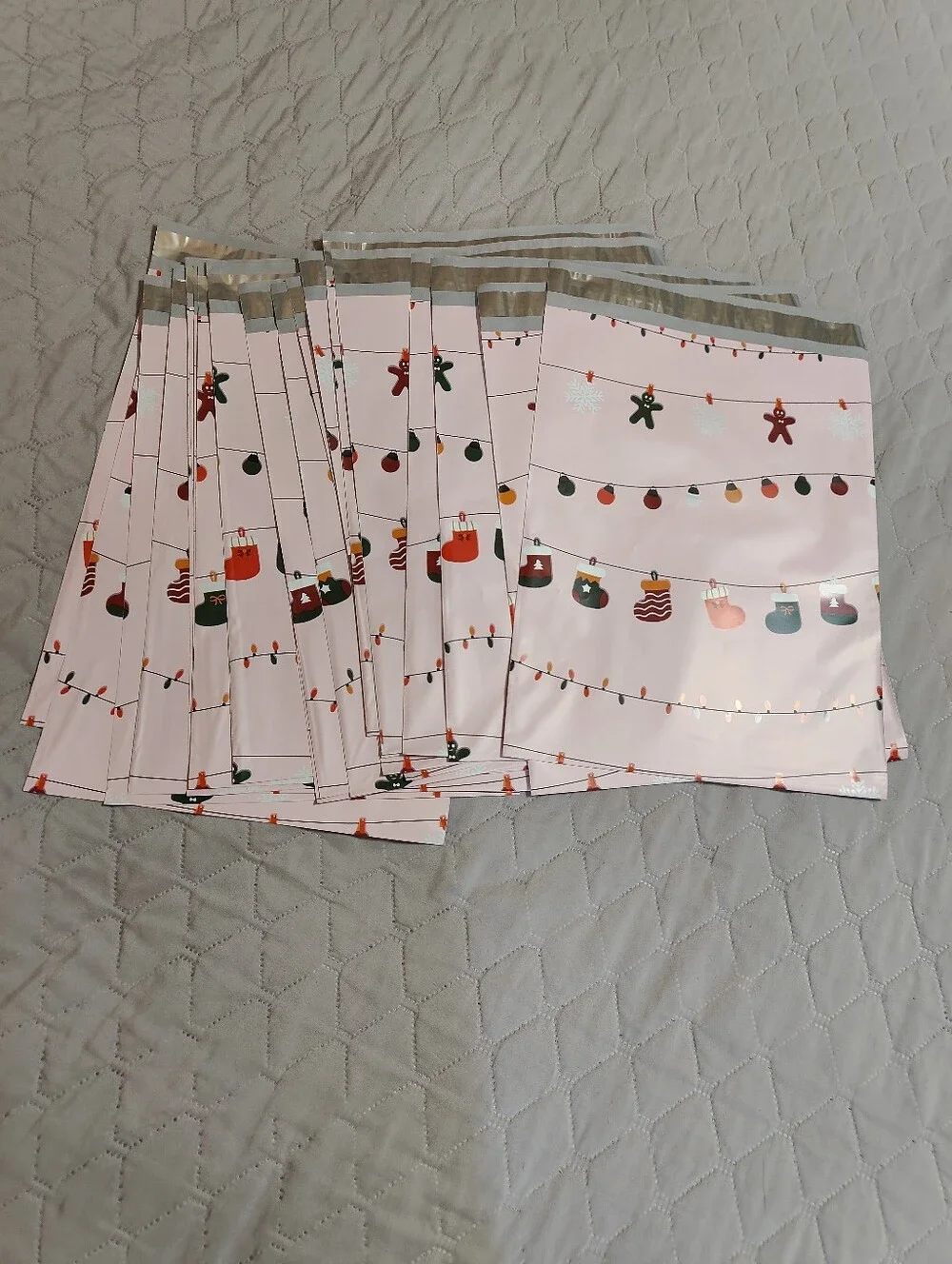 Pink Holiday 10 x 13 Polymailers Christmas